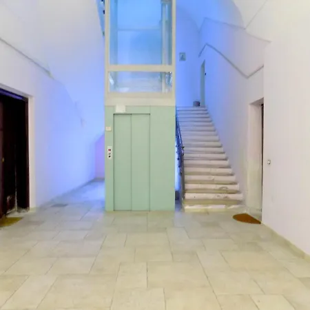 شقة Treehouse باري