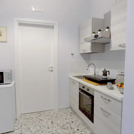 Treehouse Apartment Bari