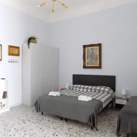 Treehouse Apartment Bari